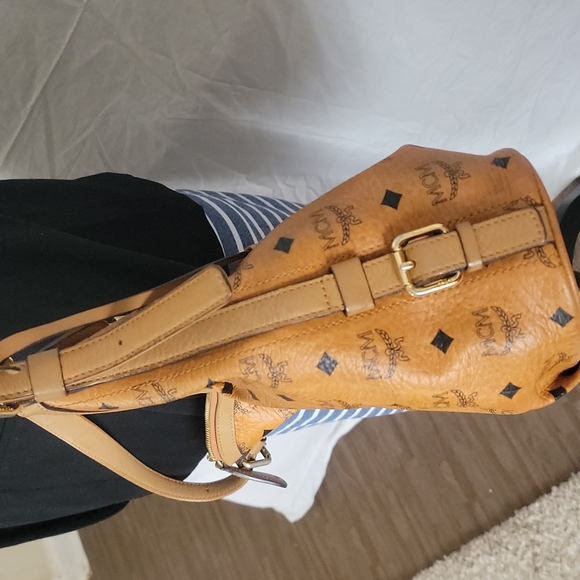 MCM Authentic - Picture 12 of 13